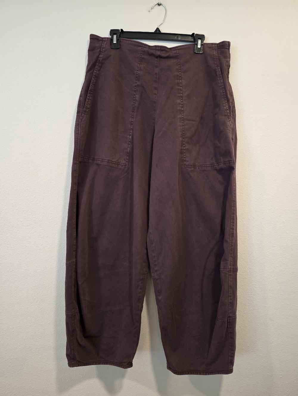 Oska Plum Barrel Leg Pants